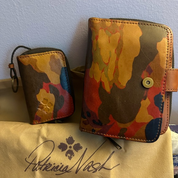 Patricia Nash Multicolor Shoulder Bag always kept in dust bags - Picture 2 of 3